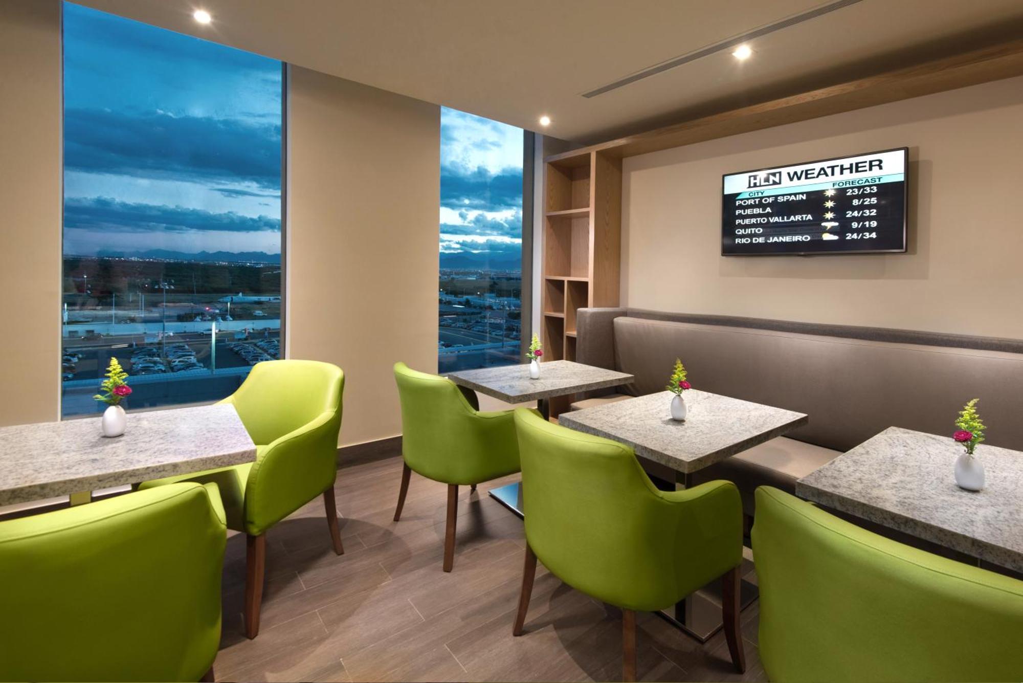 Hilton Garden Inn Monterrey Airport Villa Juárez Esterno foto