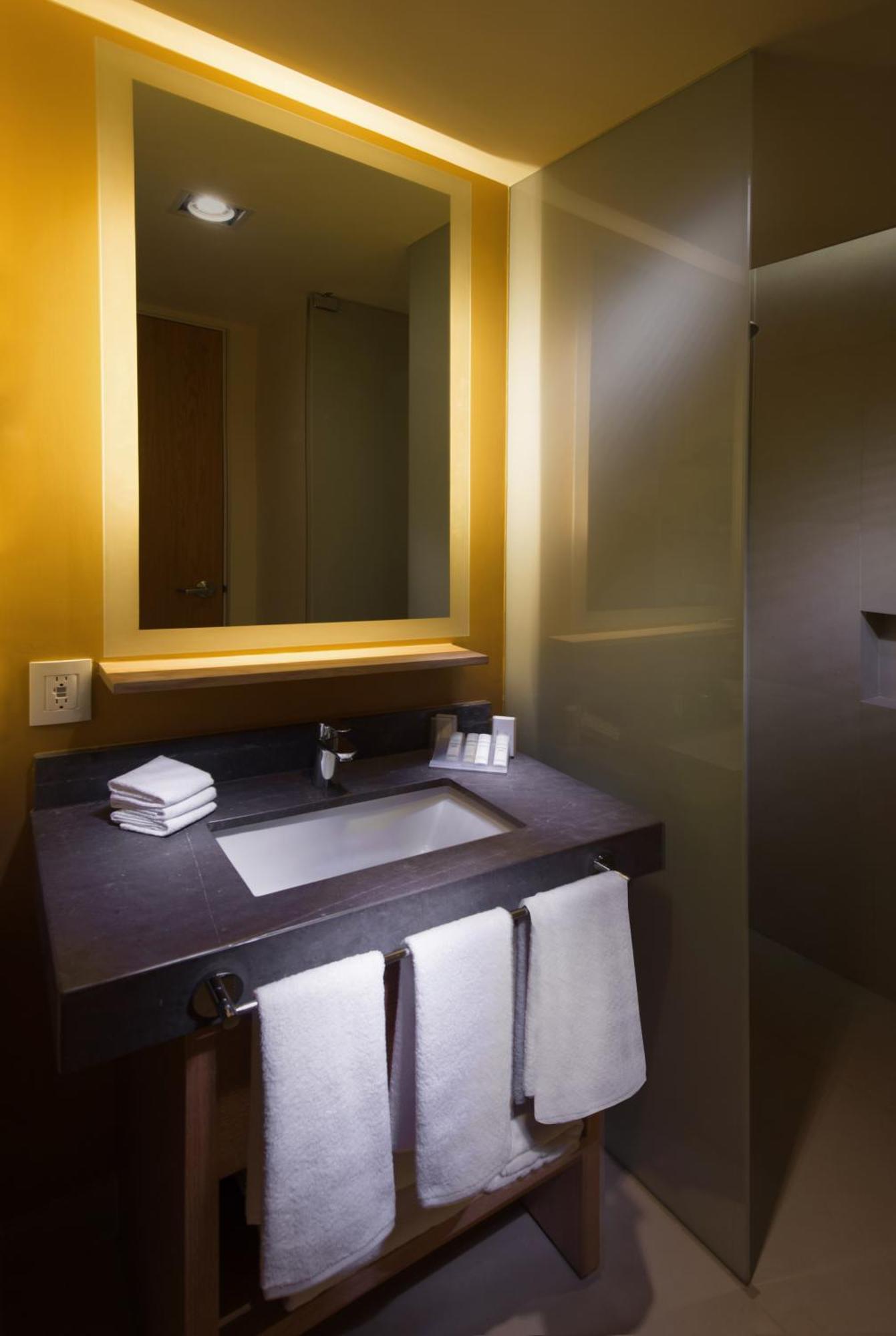 Hilton Garden Inn Monterrey Airport Villa Juárez Esterno foto