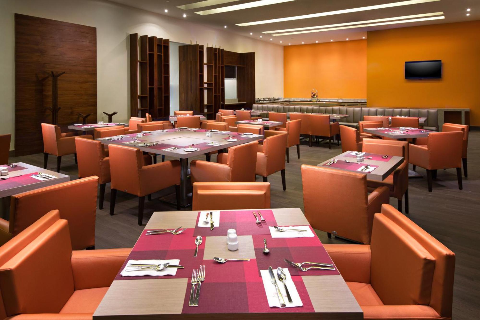 Hilton Garden Inn Monterrey Airport Villa Juárez Esterno foto
