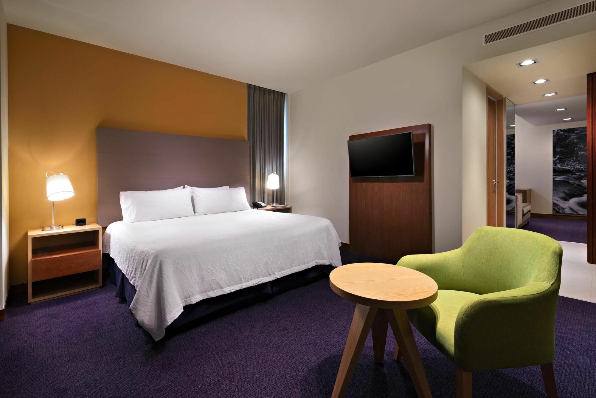 Hilton Garden Inn Monterrey Airport Villa Juárez Esterno foto